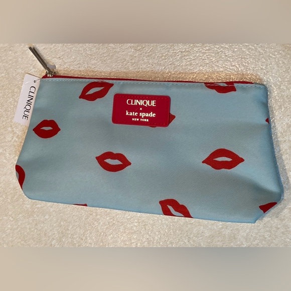 Clinique Handbags - CLINIQUE KATE SPADE NEW YORK COSMETIC MAKE~UP BAG💋NWT
